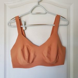 Knix V-Neck Wide Strap Bra